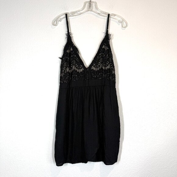 Black Mini Dress Lace Spaghetti Strap Size Small - Picture 2 of 9